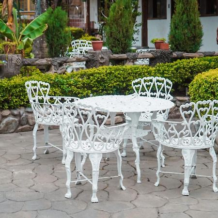 וילקבמבה Hostal Jardin Escondido מראה חיצוני תמונה