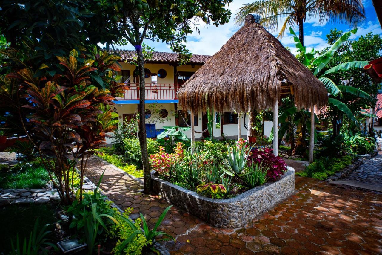 וילקבמבה Hostal Jardin Escondido מראה חיצוני תמונה
